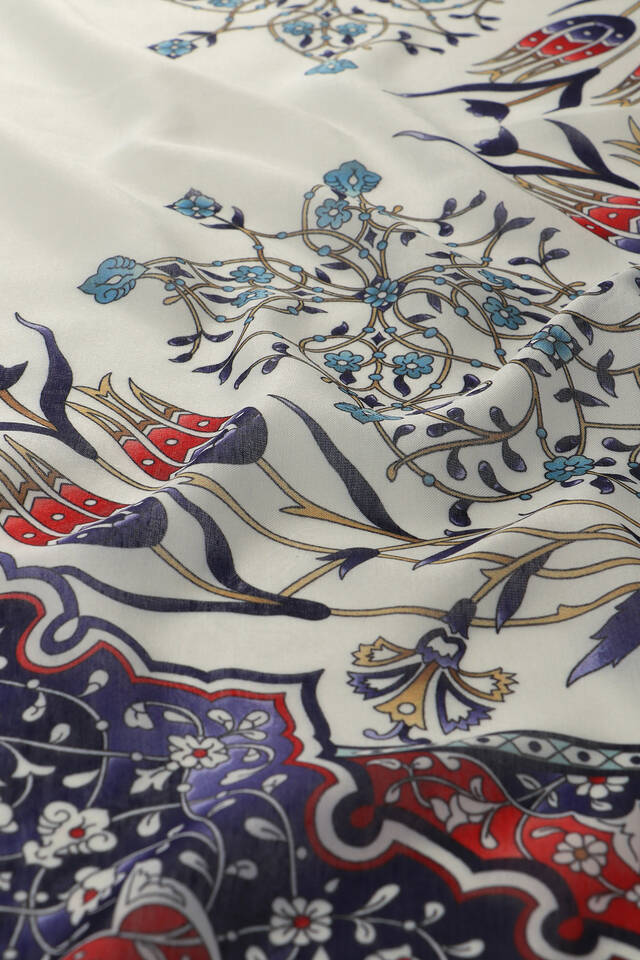 Kırmızı Şamdan Lale Desen Soft Eşarp - 3