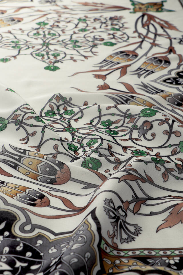 Yeşil Şamdan Lale Desen Soft Eşarp - 3