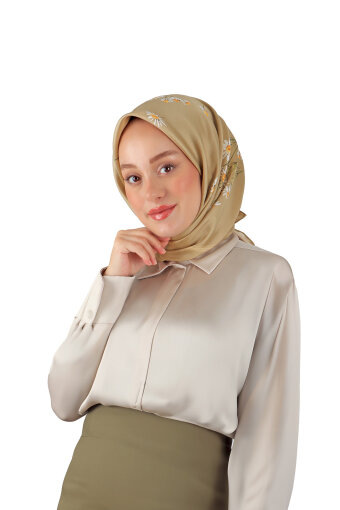 Sand Daisy Pattern Twill Silk Square Scarf 