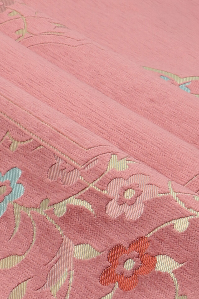 Pembe Soft Desen Kabartmalı Özel Dokuma Seccade - Bursa İpek