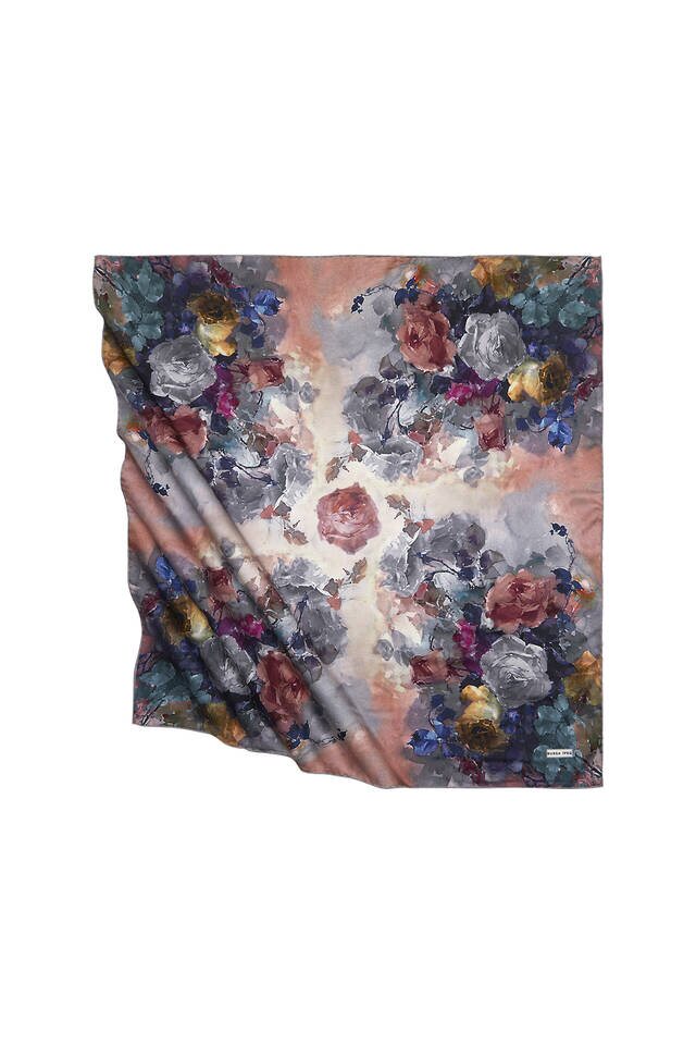 Somon Çiçek Desen İpeksi Eşarp 