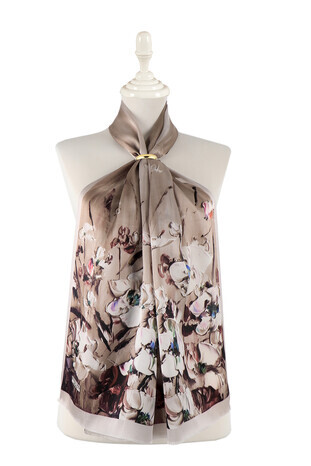 Stone Anemone Pattern Silk Foulard 