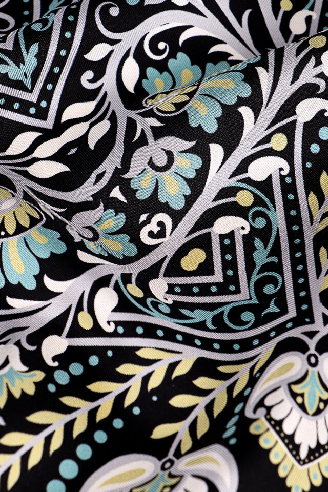 Mint Crown Pattern Twill Silk Scarf - 3