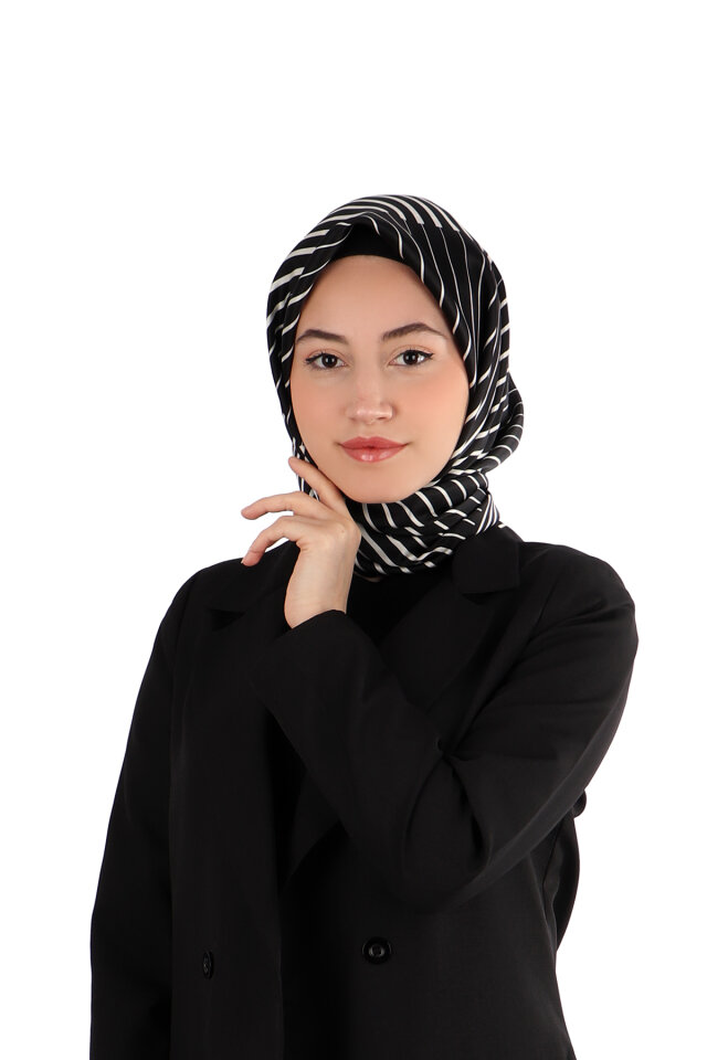 Black Dila Pattern Sura Silk Scarf 