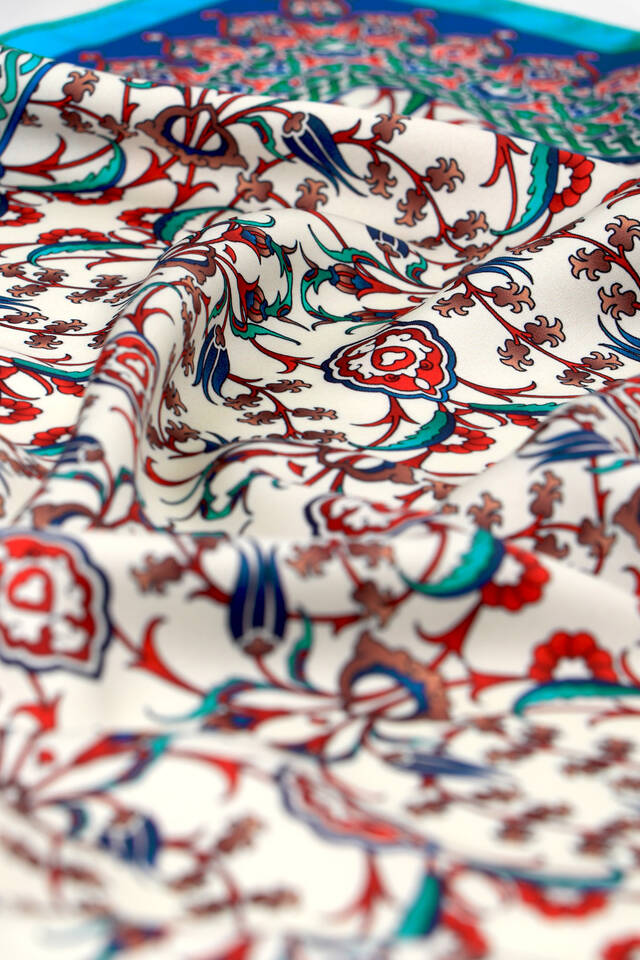 Turquoise Tile Tulip Pattern Silky Pocket Square - 3