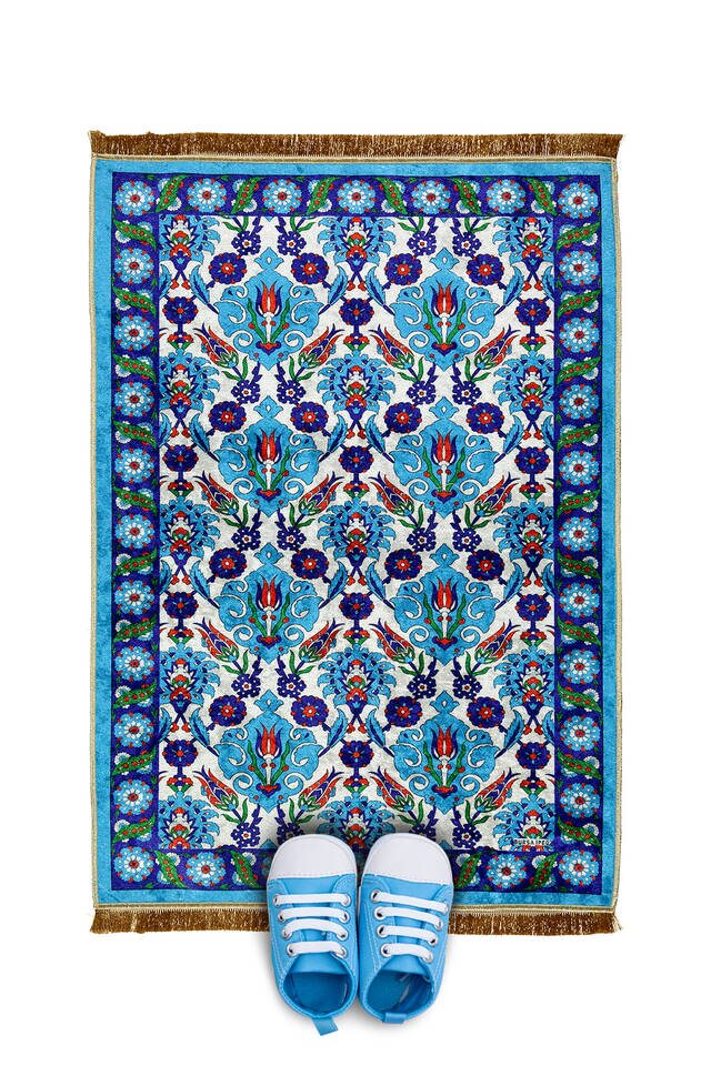 Turquoise Velvet Children's Prayer Rug 