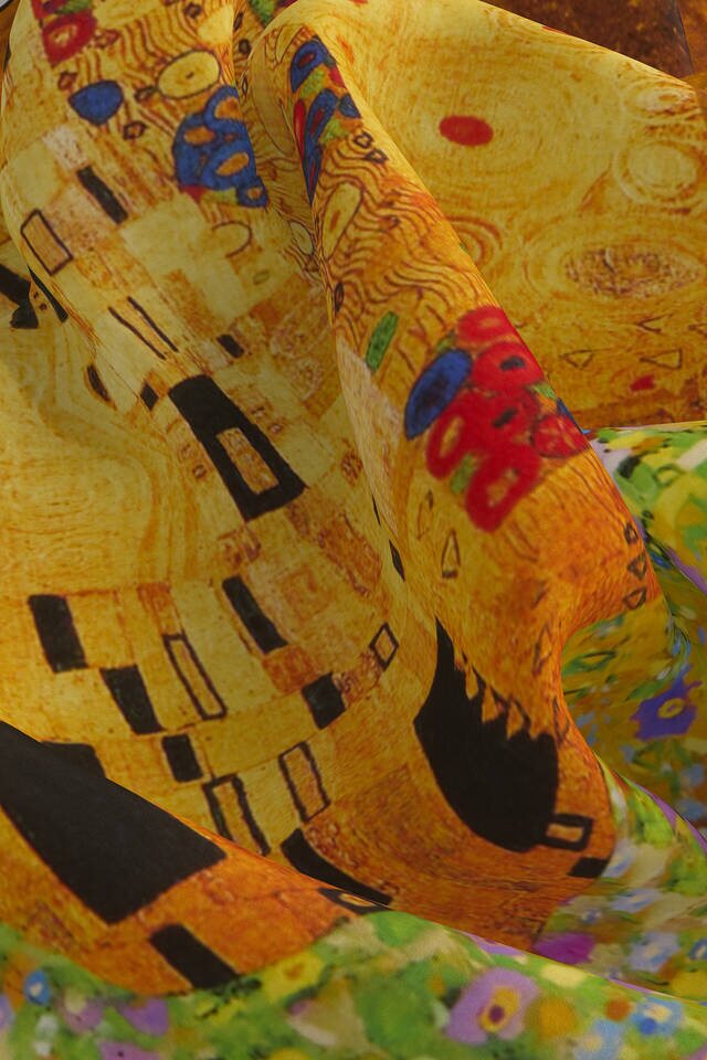 Yellow Kiss Pattern Silk Pocket Square - 3