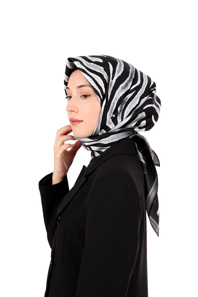 Gray Zebra Pattern Twill Silk Scarf 